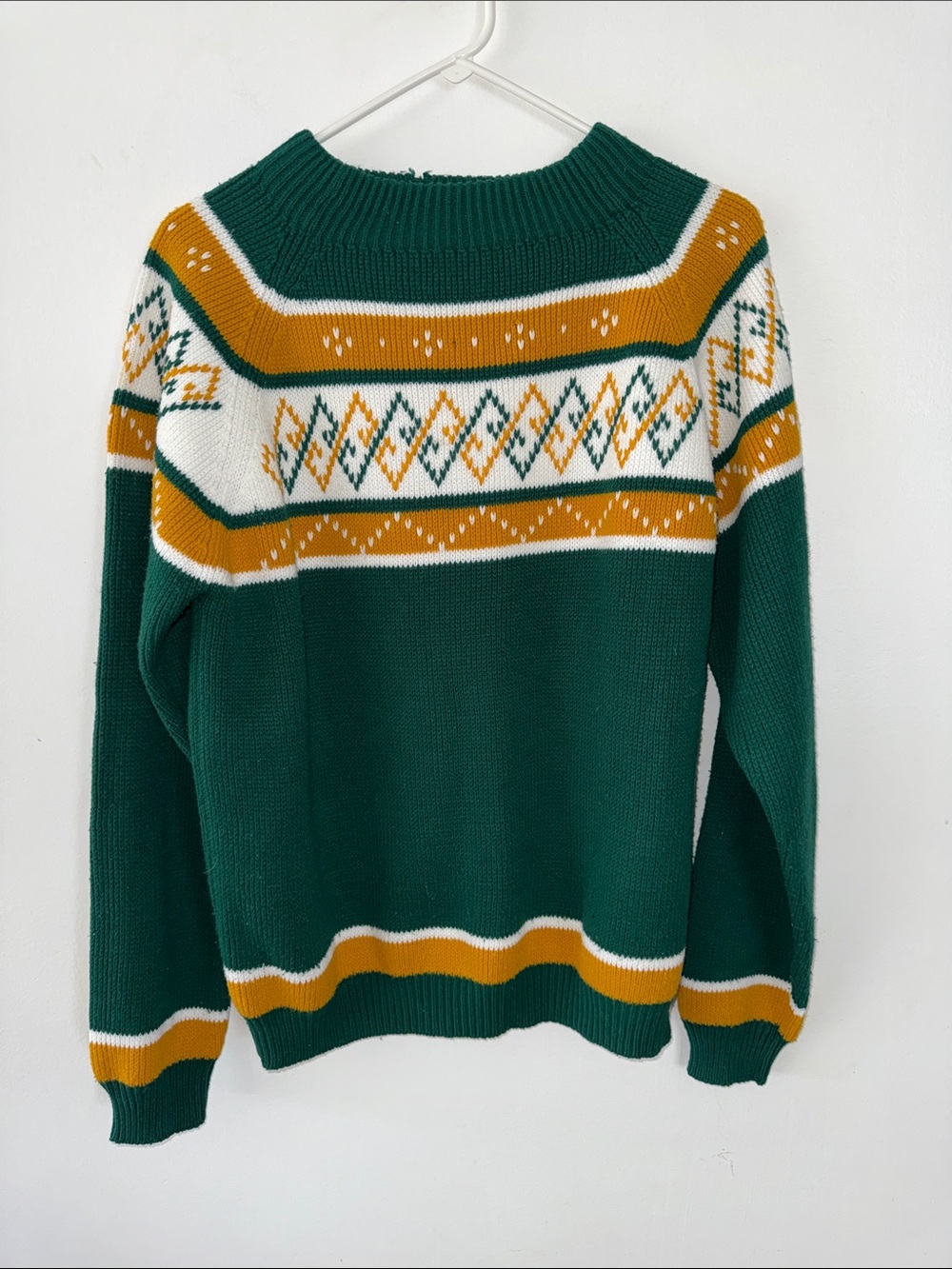 Vintage JCPenney Mens Large Green Fair Isle Nordic Acrylic Knit Sweater Pullover